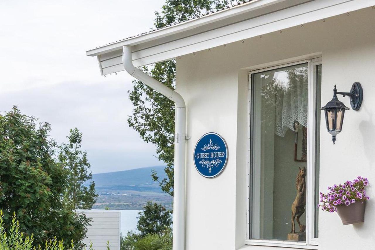 North Inn - Guesthouse And Cabin 아퀴레이리 외부 사진