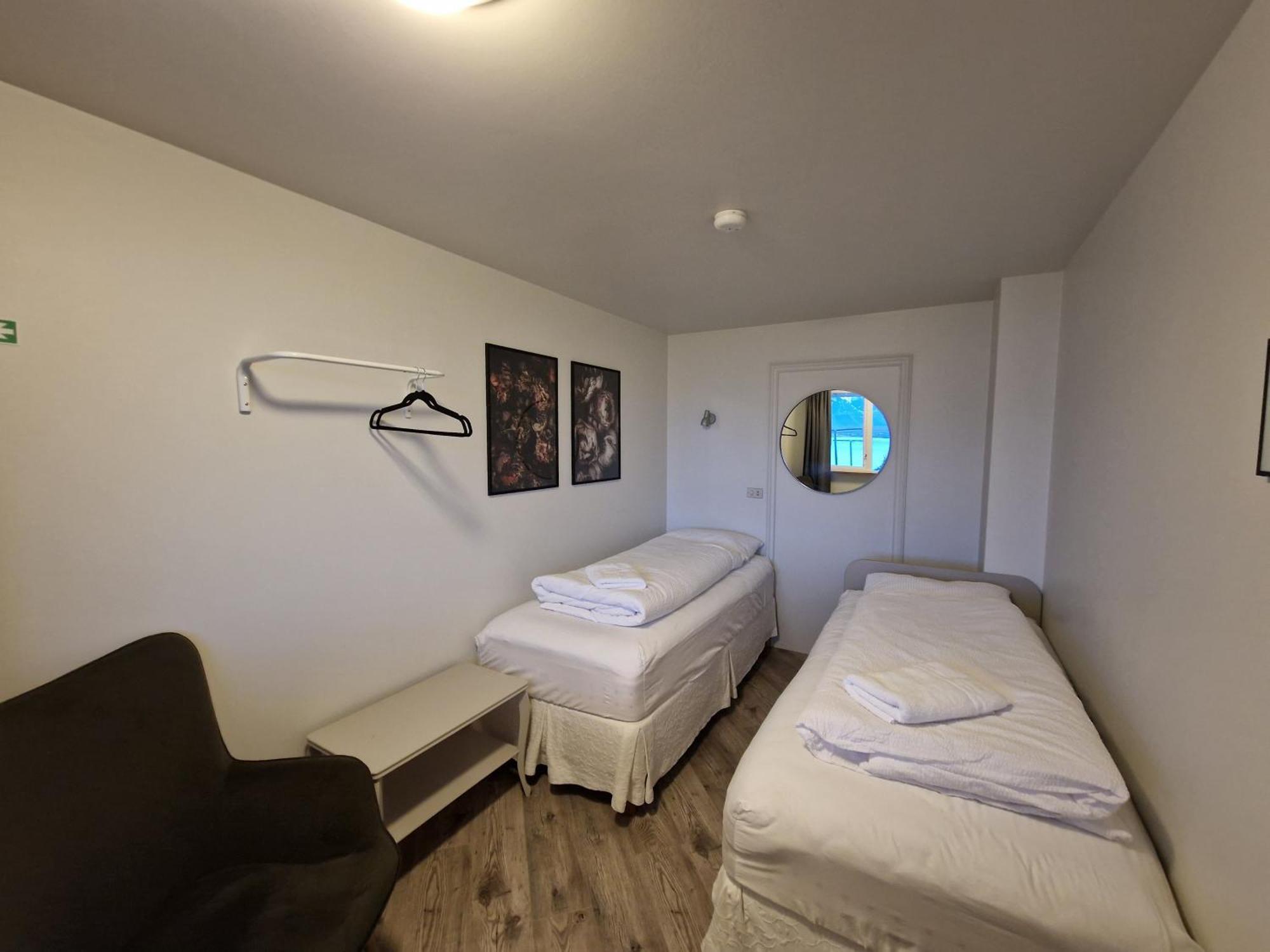 North Inn - Guesthouse And Cabin 아퀴레이리 객실 사진